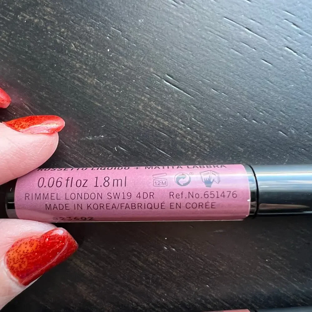 Rimmel Lip Art Graphic Liner + Liquid Lipstick 760 Now or Never and 220 Vandal
